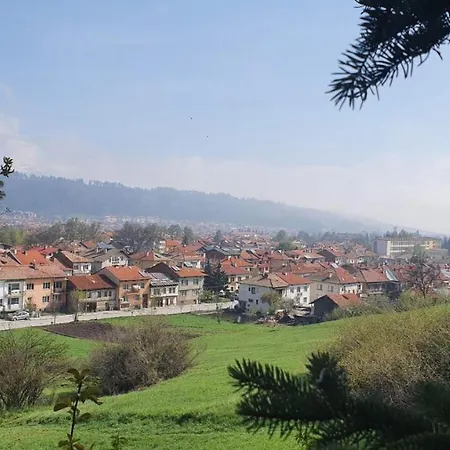 Next To Gondola. Cosy & Elegant 2 Bedroom In Neon Complex Apartman