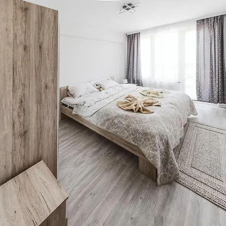 Next To Gondola. Cosy & Elegant 2 Bedroom In Neon Complex * Banszko