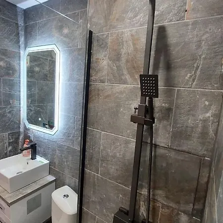 Apartamento Next To Gondola. Cosy & Elegant 2 Bedroom In Neon Complex Bansko
